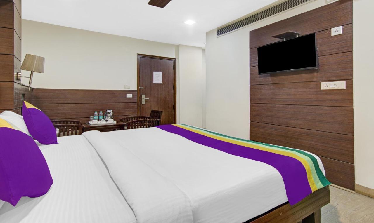 Hotel Treebo Trend Elite Neu-Delhi Exterior foto