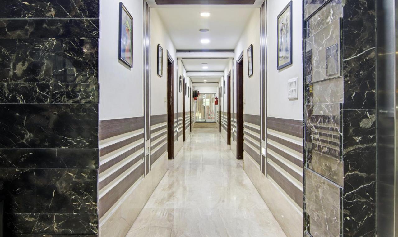 Hotel Treebo Trend Elite Neu-Delhi Exterior foto