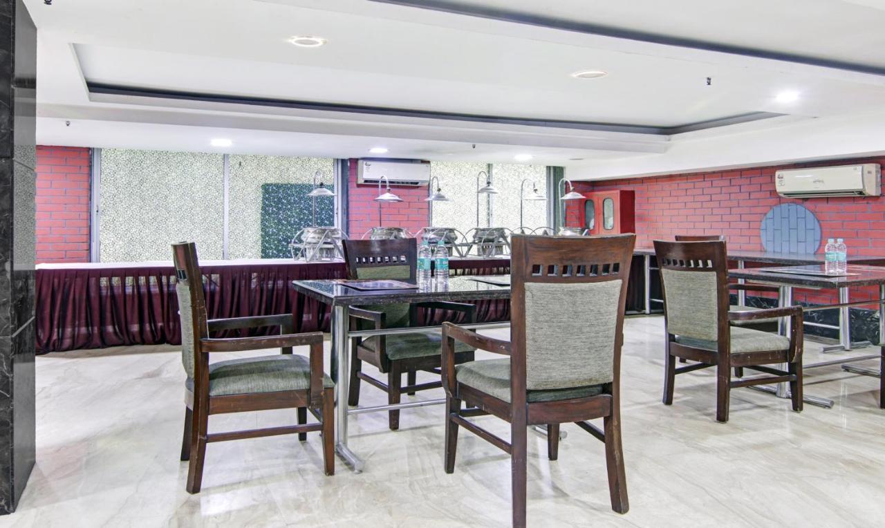 Hotel Treebo Trend Elite Neu-Delhi Exterior foto